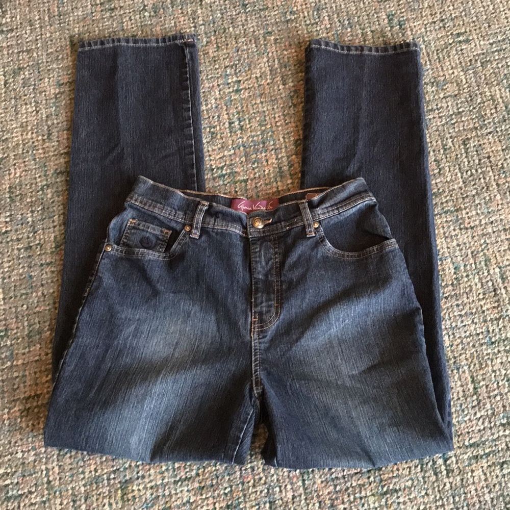 Gloria Vanderbilt “Amanda” Jeans - Picture 9 of 15